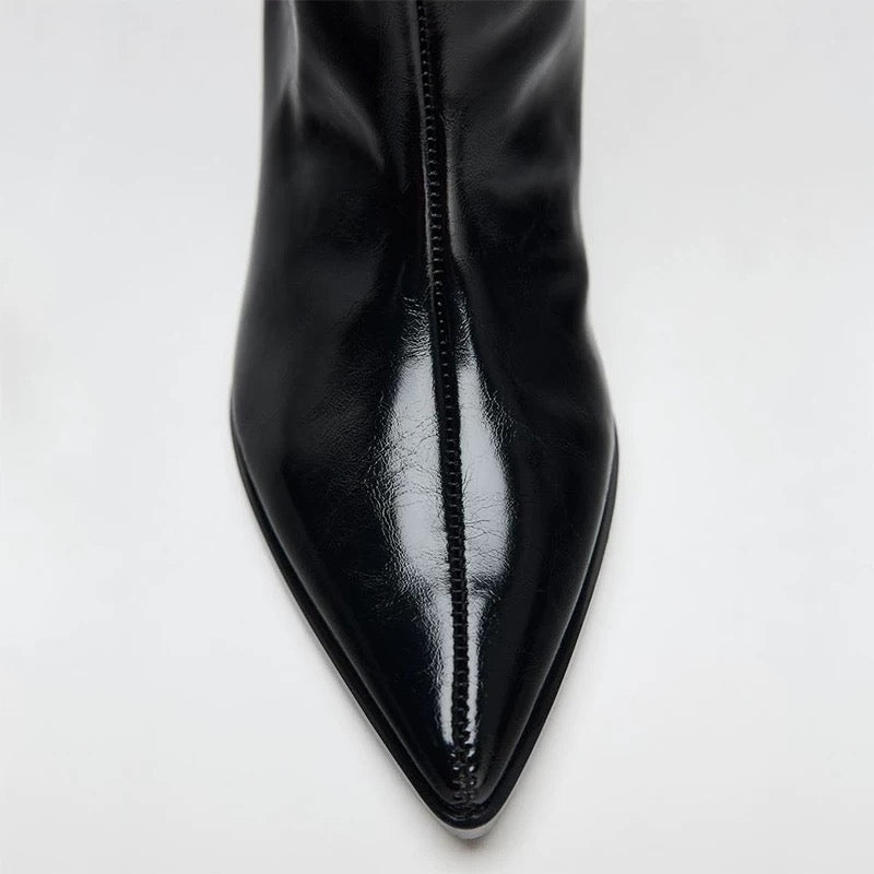 "Chloe" Stiefel