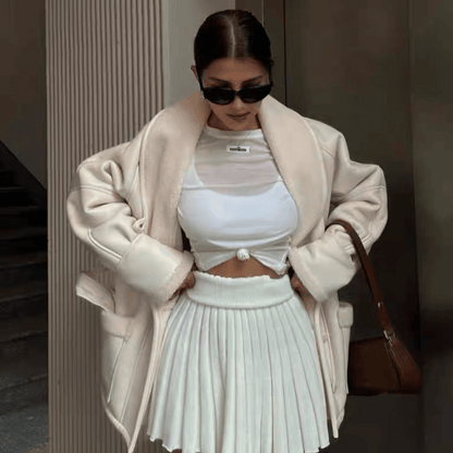 "Lizzy" Mantel