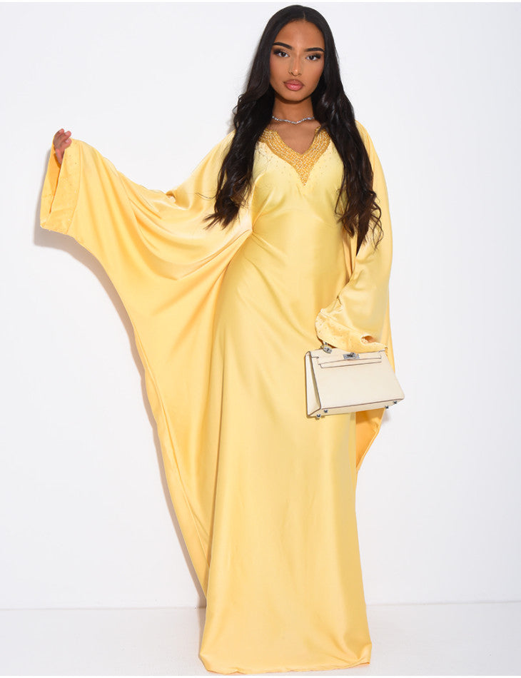 Premium-Abaya aus Satin mit Perlen